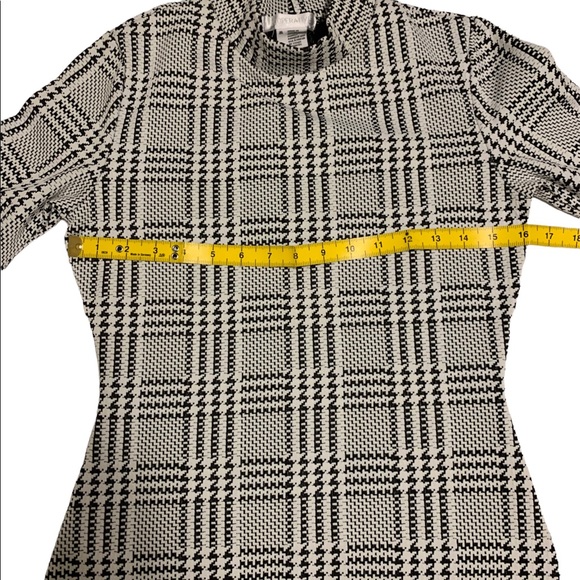 Black and White Plaid Dress - Picture 2 of 5